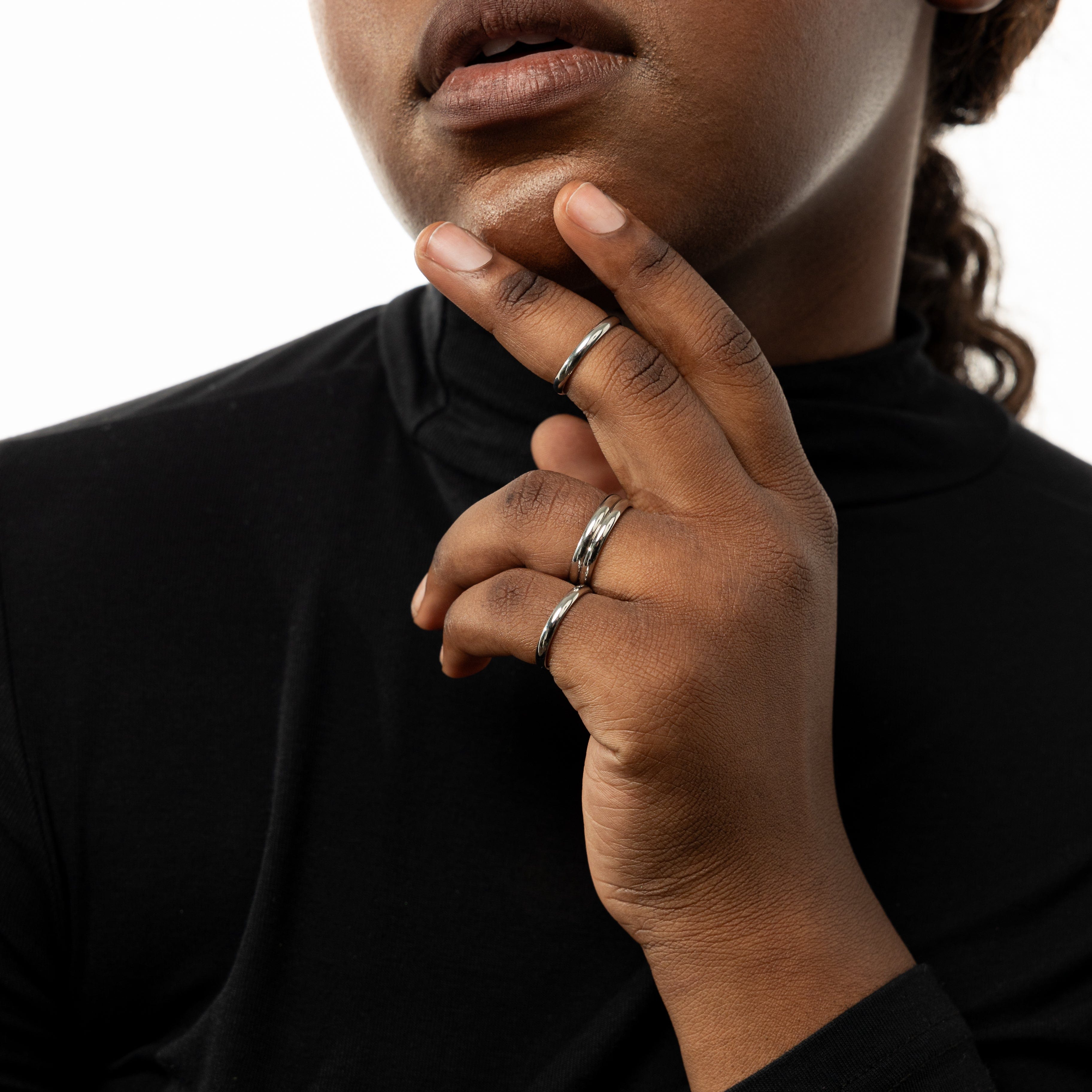 Close-up of the thin band showcasing its elegant design