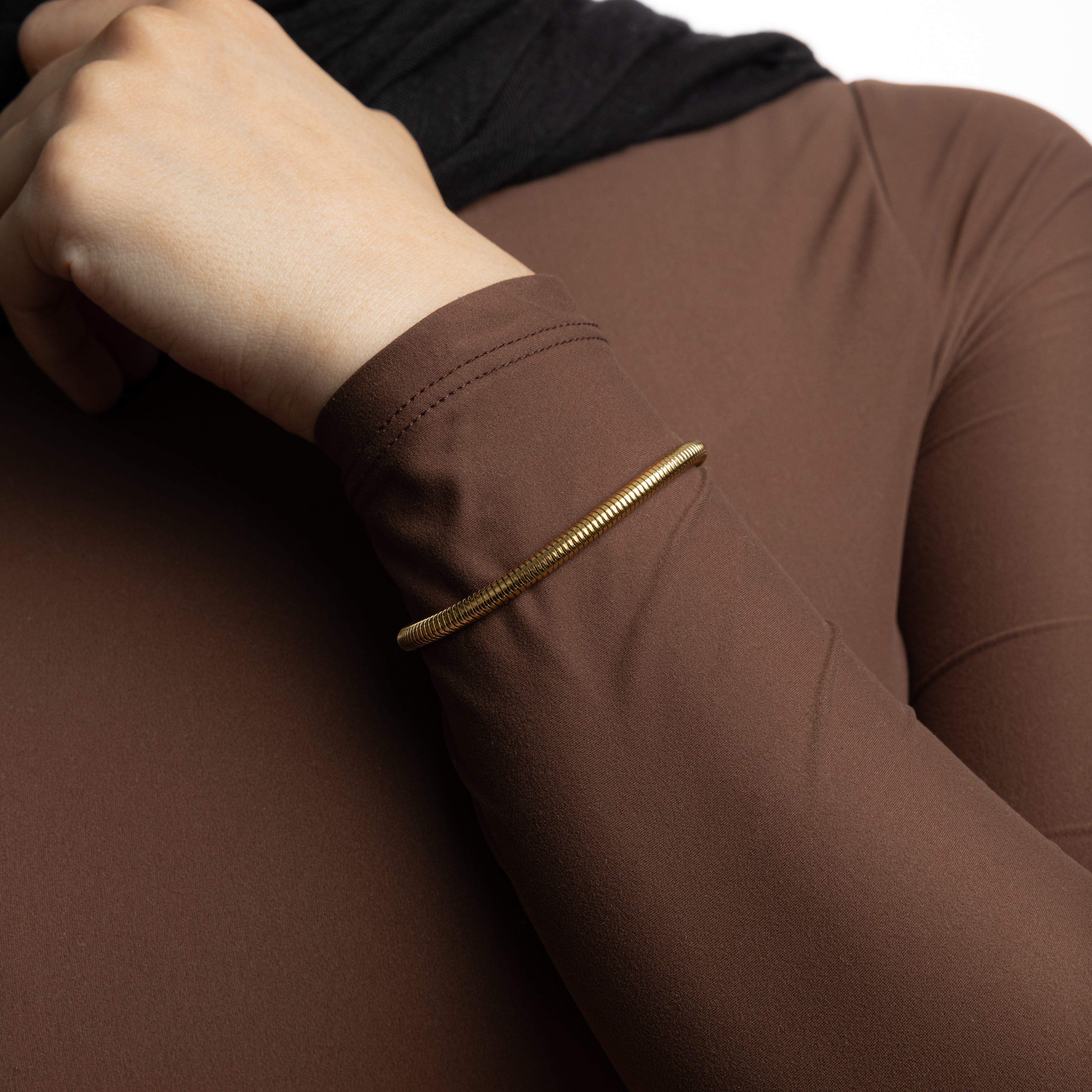 Elegant gold chain bracelet showcasing smooth rounded links, perfect for any outfit.