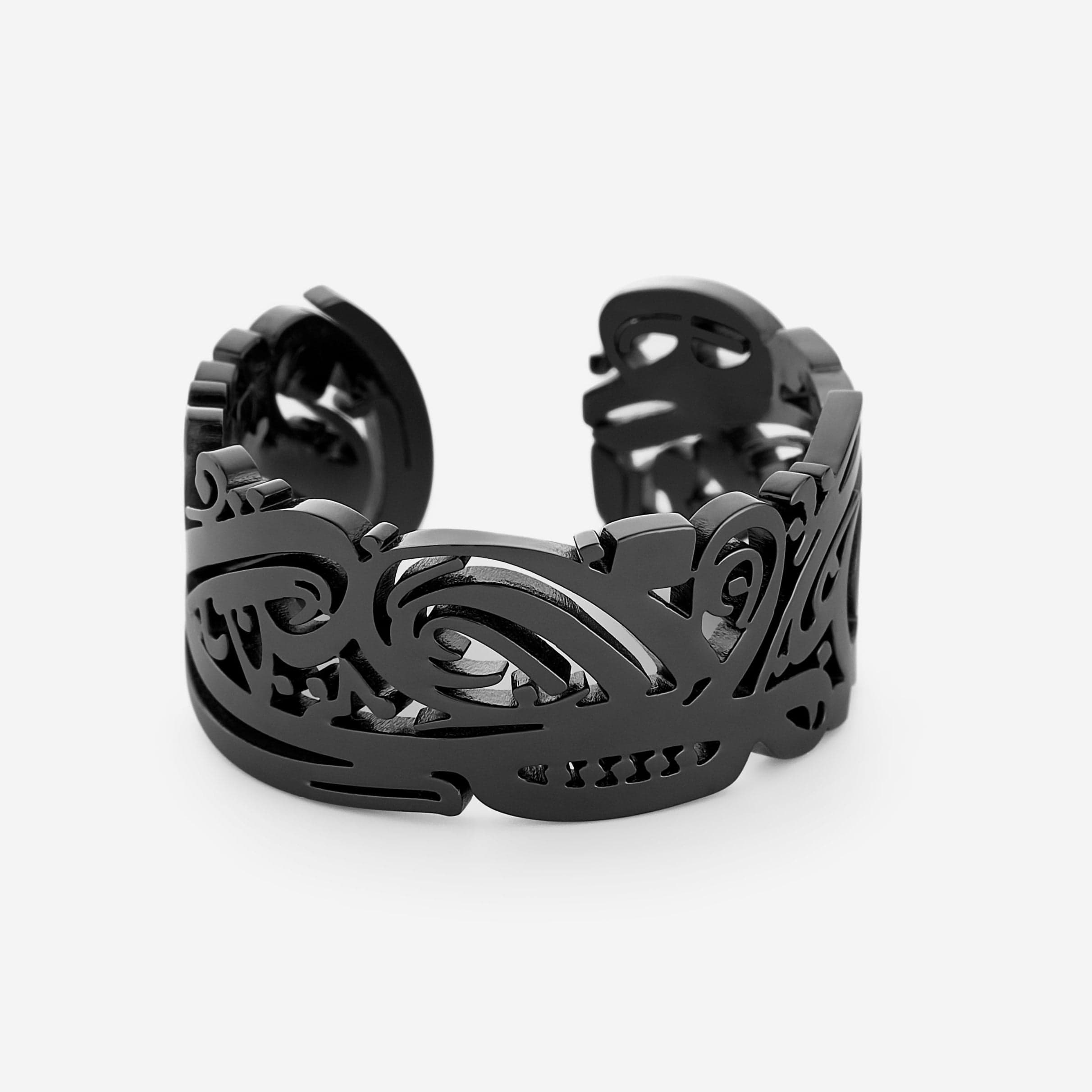 Close-up of the EASE Arabic calligraphy stainless steel ring for men, showcasing its intricate design.