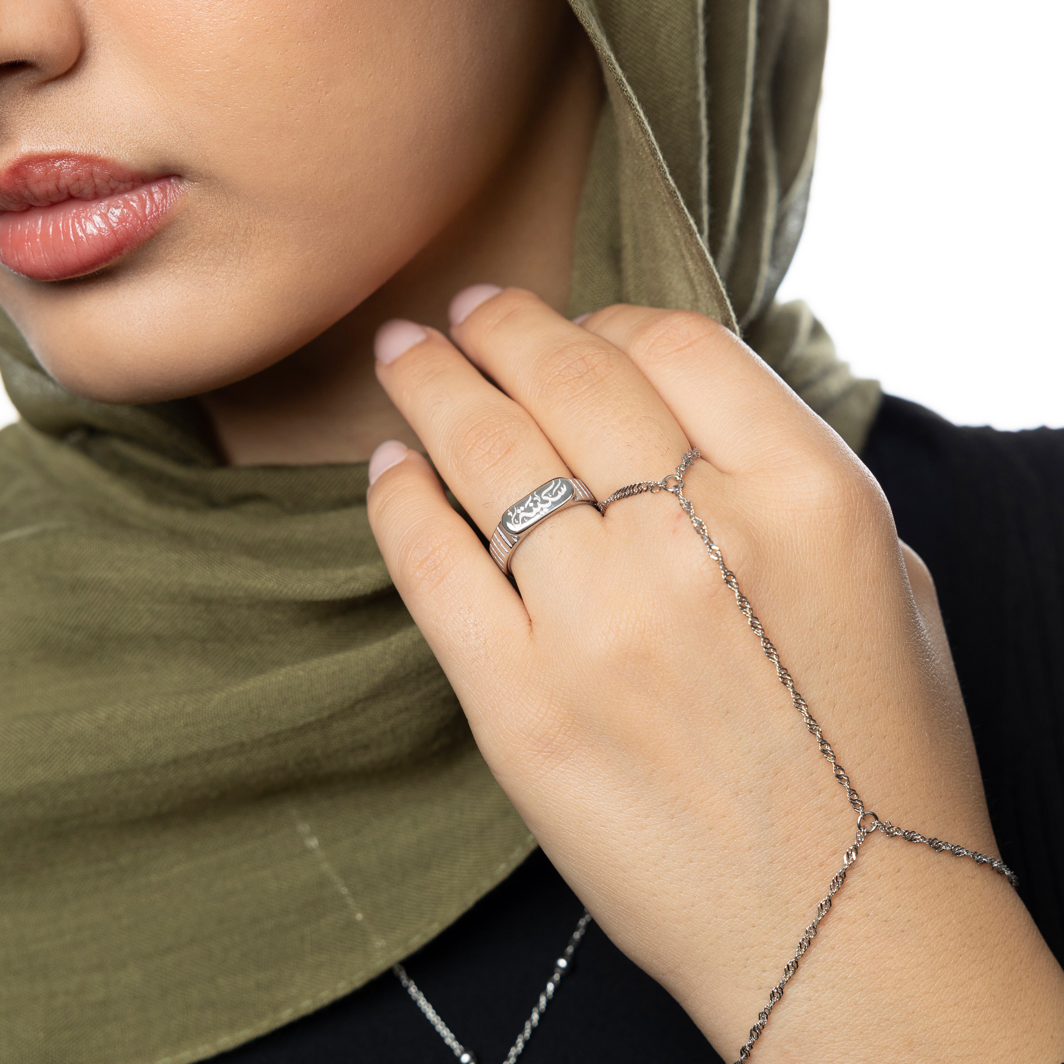 Serenity ring in velvet pouch, ideal as Arabic engraved jewelry for gifts