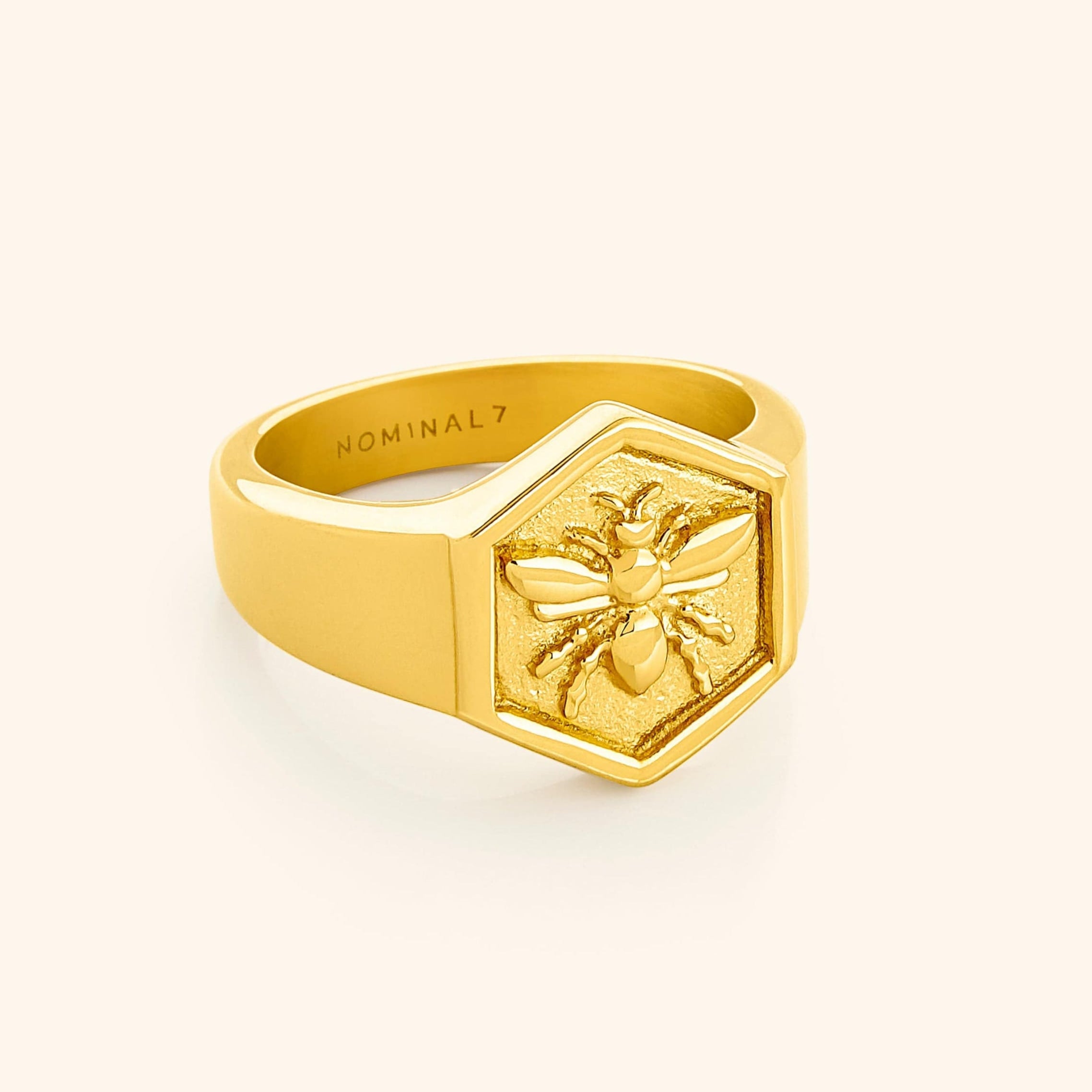 Nahla Miracle Gold Ring from the side, highlighting its 3D mold design.