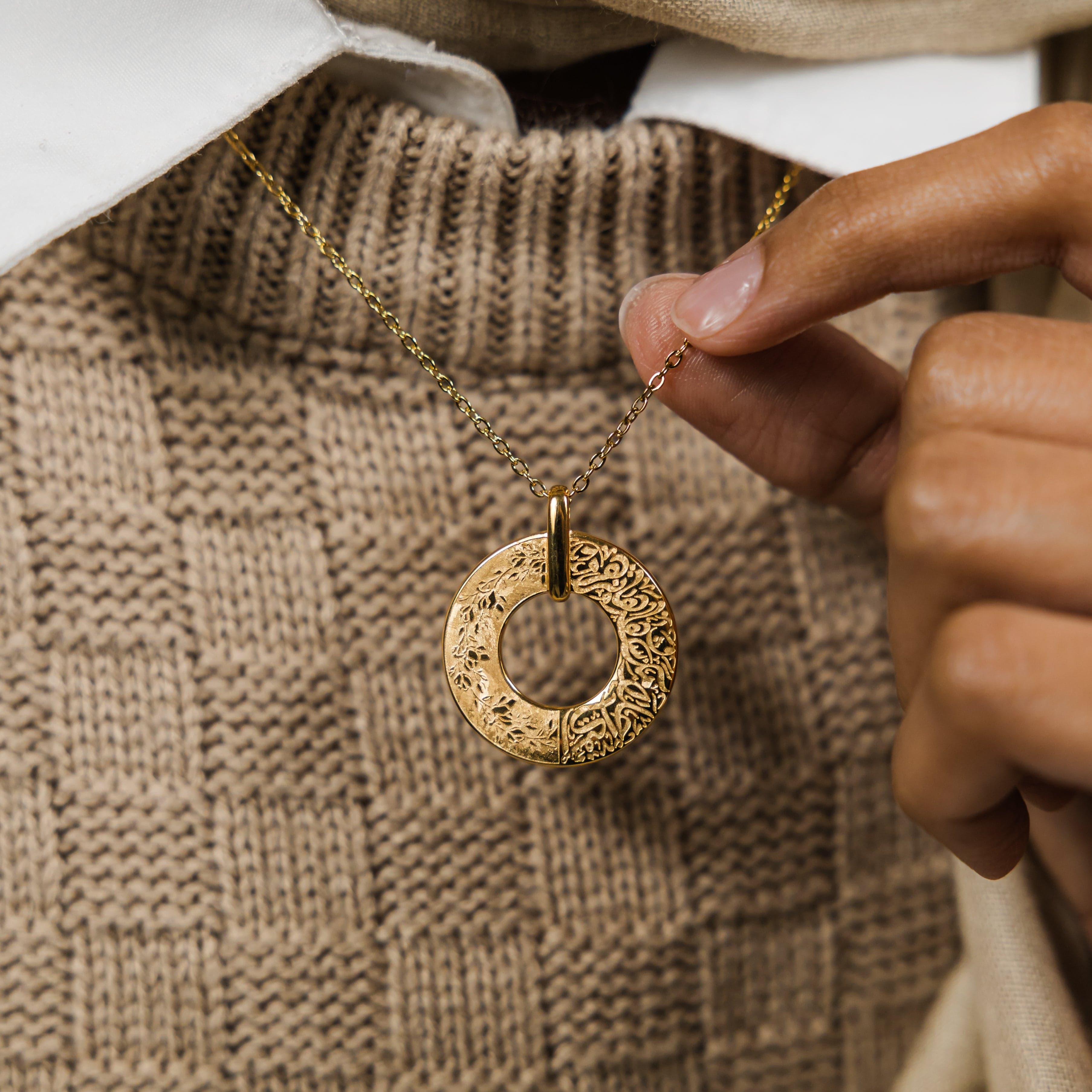 Close-up of the Dream Bloom Necklace, highlighting its 18 Karat Gold Plating and hypoallergenic properties, ideal for sensitive skin.