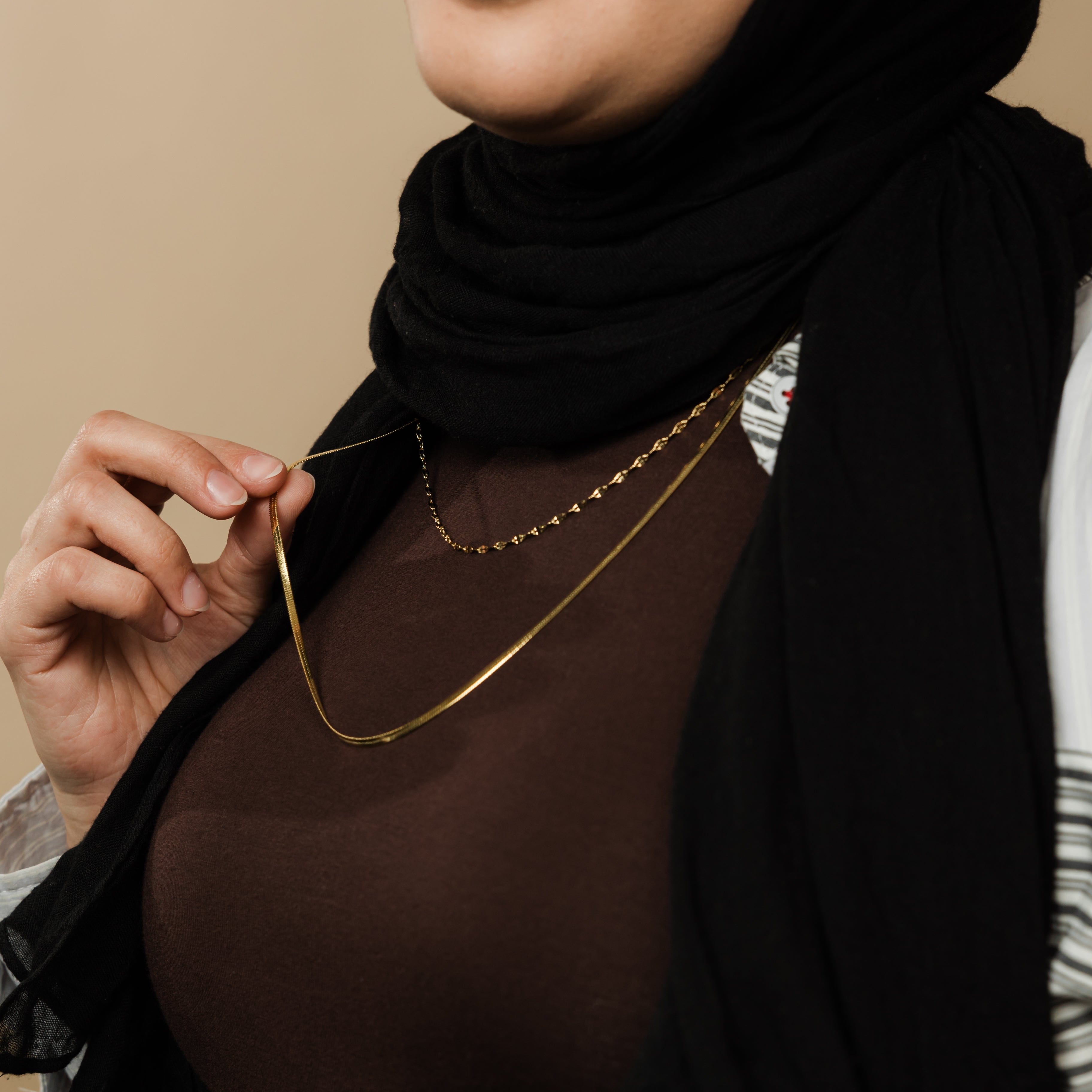 Close-up of the Herringbone Chain showcasing its unique slant pattern.